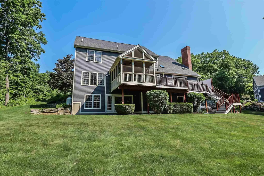 349 Whitford Street Manchester NH 03104