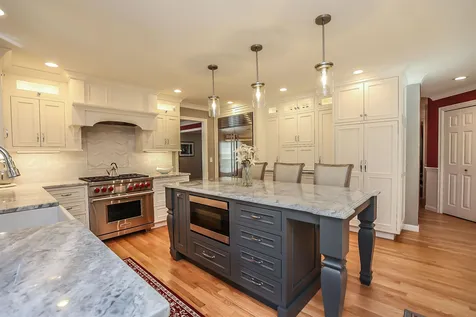 349 Whitford Street Manchester NH 03104
