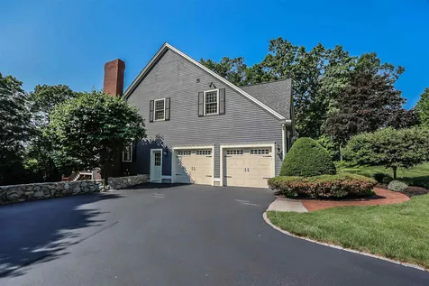 349 Whitford Street Manchester NH 03104