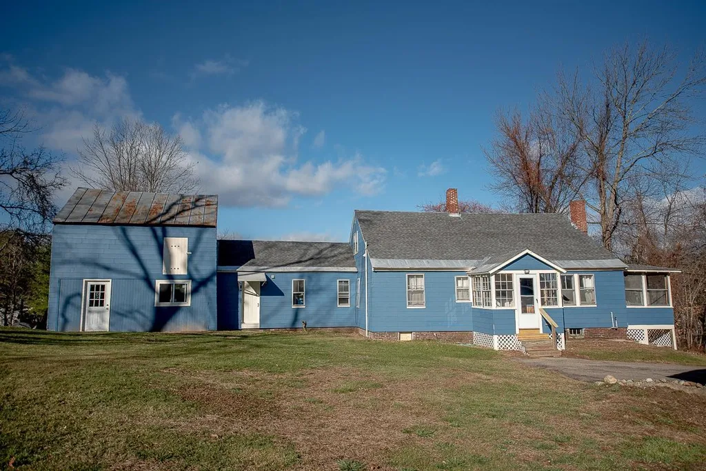 66 High Street Bristol NH 03222