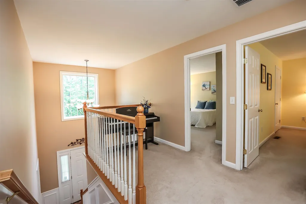 1 Spruce Court Hooksett NH 03106