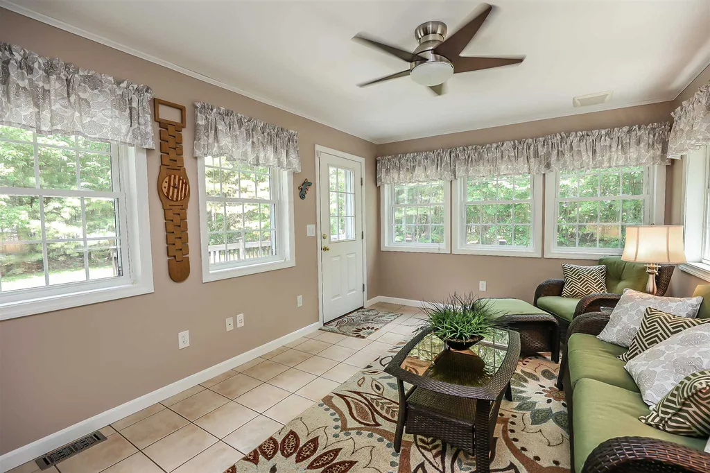 1 Spruce Court Hooksett NH 03106