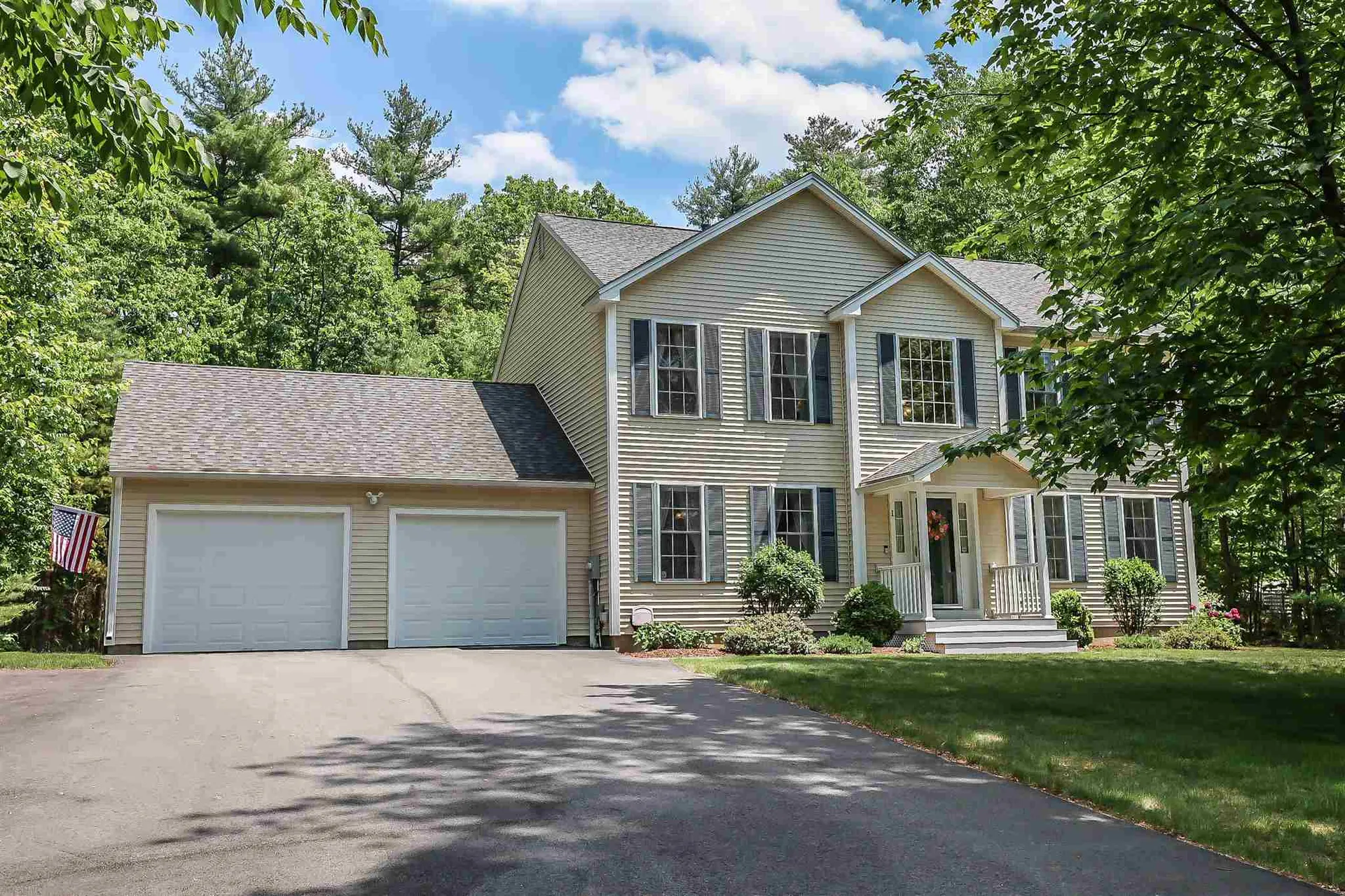 1 Spruce Court Hooksett NH 03106