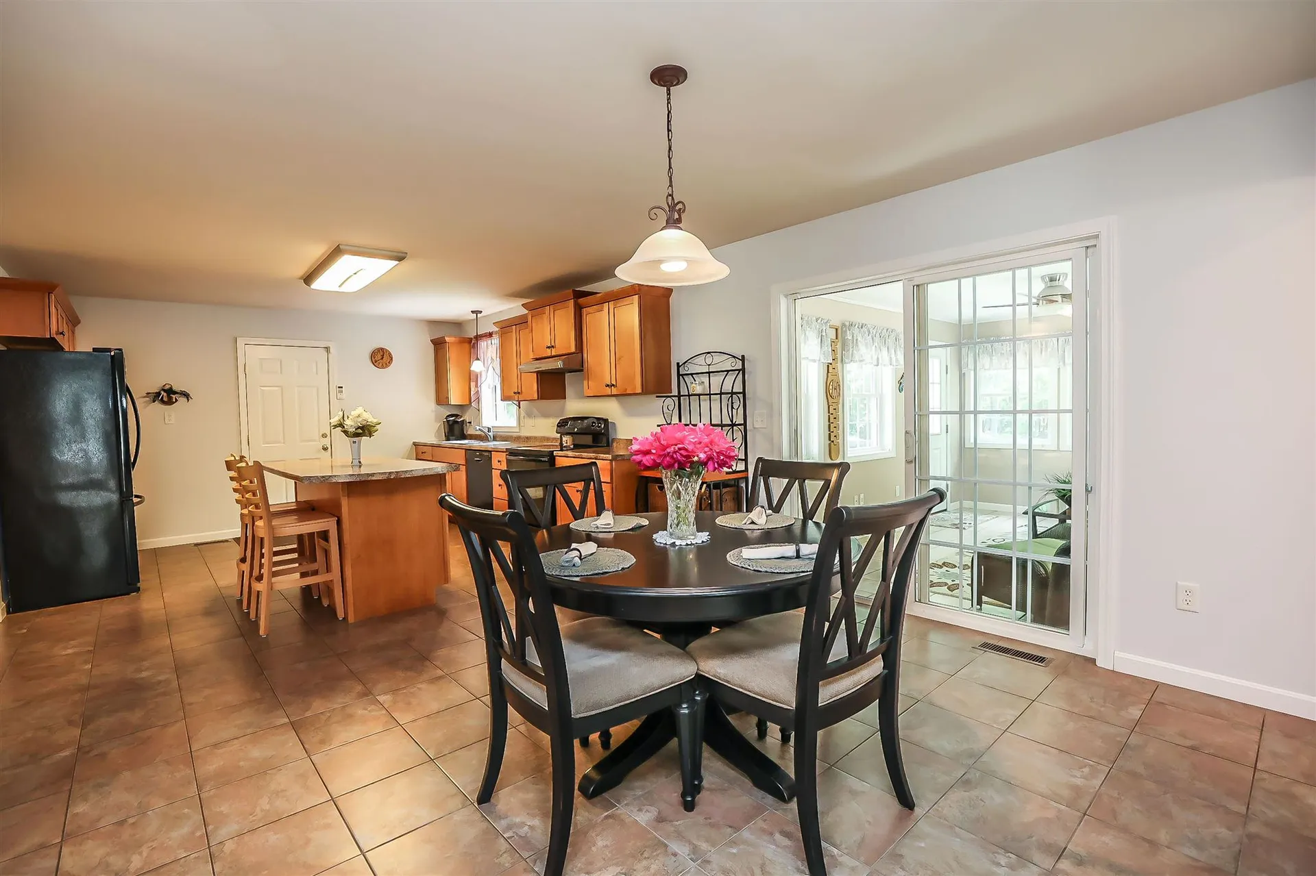 1 Spruce Court Hooksett NH 03106