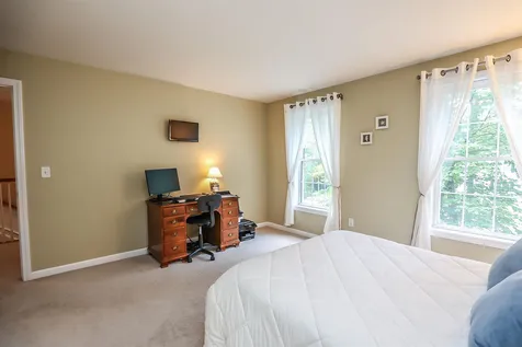 1 Spruce Court Hooksett NH 03106