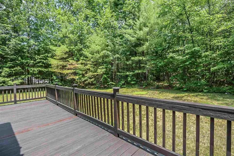 1 Spruce Court Hooksett NH 03106