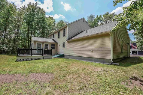 1 Spruce Court Hooksett NH 03106