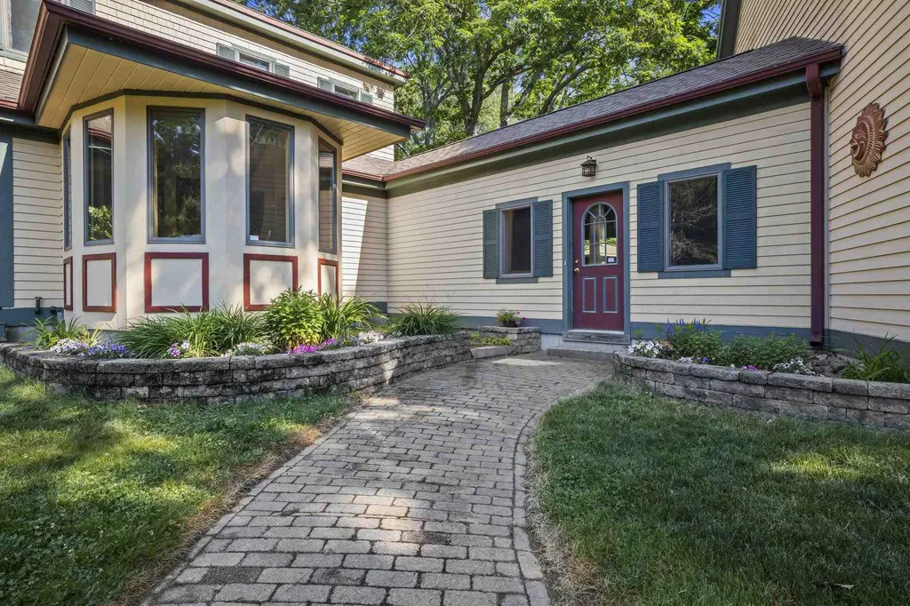 168 Lowell Street Rochester NH 03867