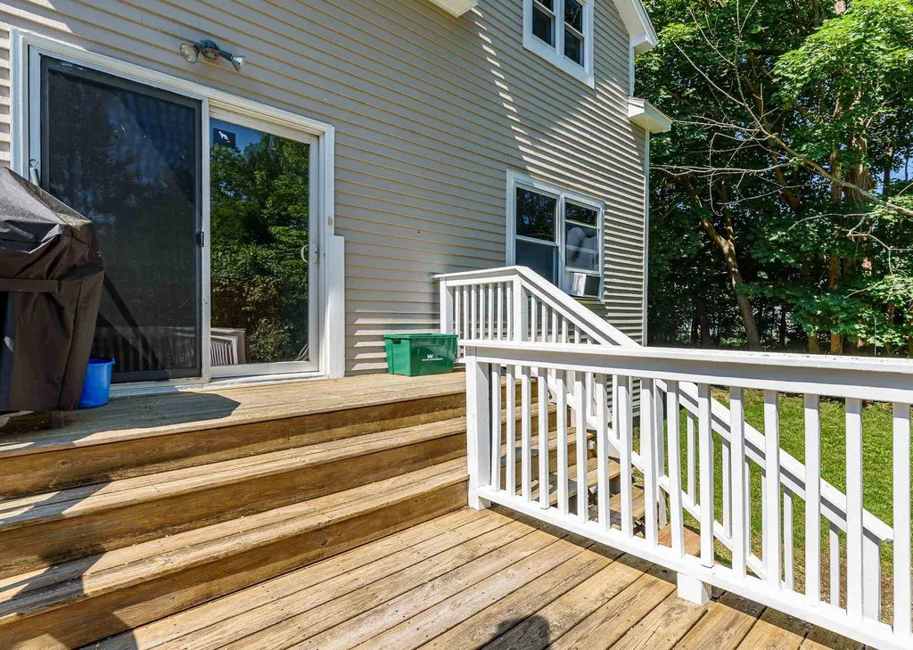 2 Dora Drive Rochester NH 03867