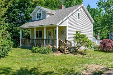 2 Dora Drive Rochester NH 03867