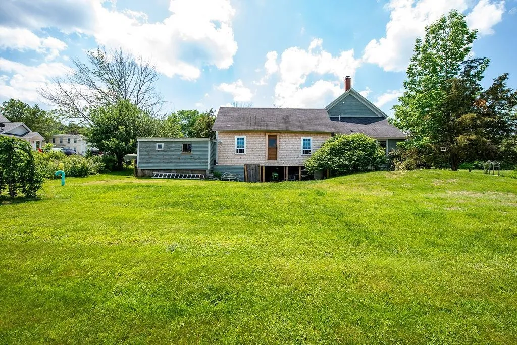 618 S Barnstead Road Barnstead NH 03225