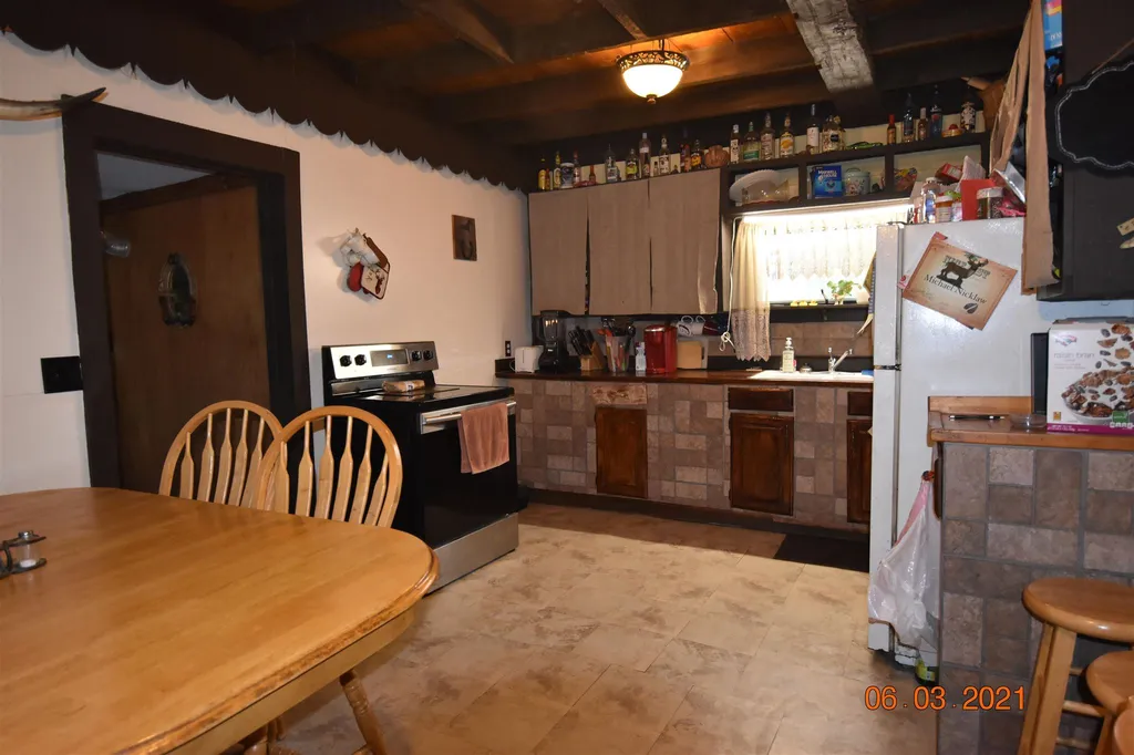 1405 Delorm Road Leicester VT 05733