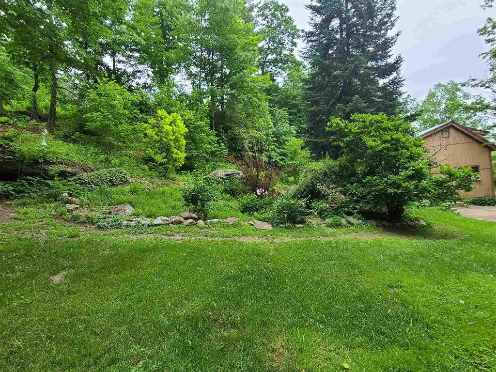 1405 Delorm Road Leicester VT 05733