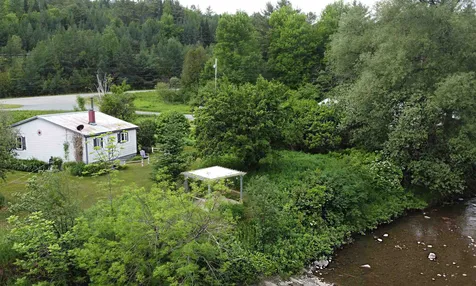 50 Goss Hollow Road St. Johnsbury VT 05819