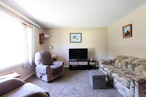 271 Hillside Avenue St. Johnsbury VT 05819