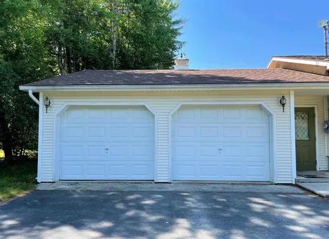 271 Hillside Avenue St. Johnsbury VT 05819