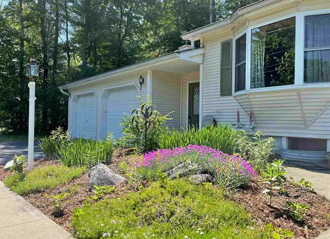 271 Hillside Avenue St. Johnsbury VT 05819