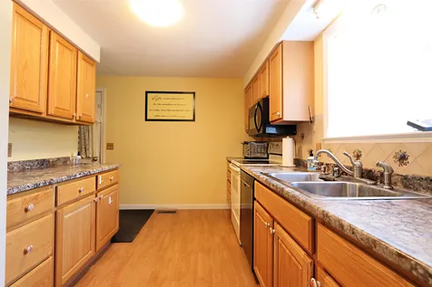 271 Hillside Avenue St. Johnsbury VT 05819