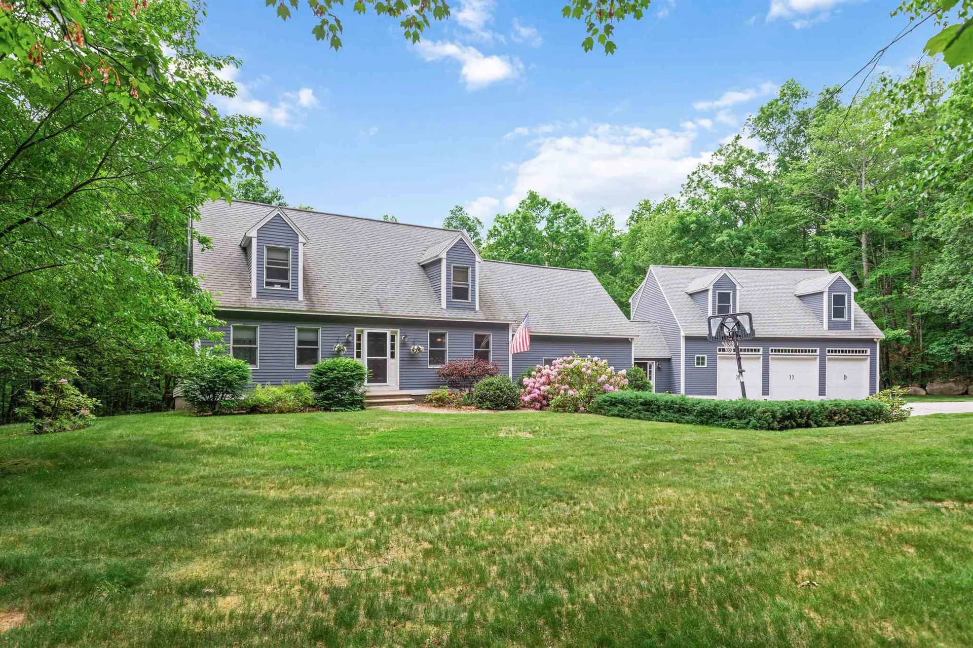 13 Captain Seaver Road Brookline NH 03033