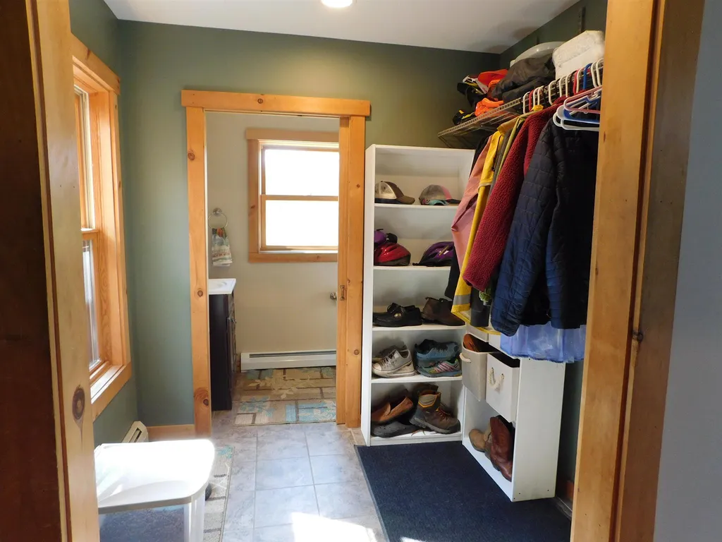 18 Merrill Farm Road Hyde Park VT 05655