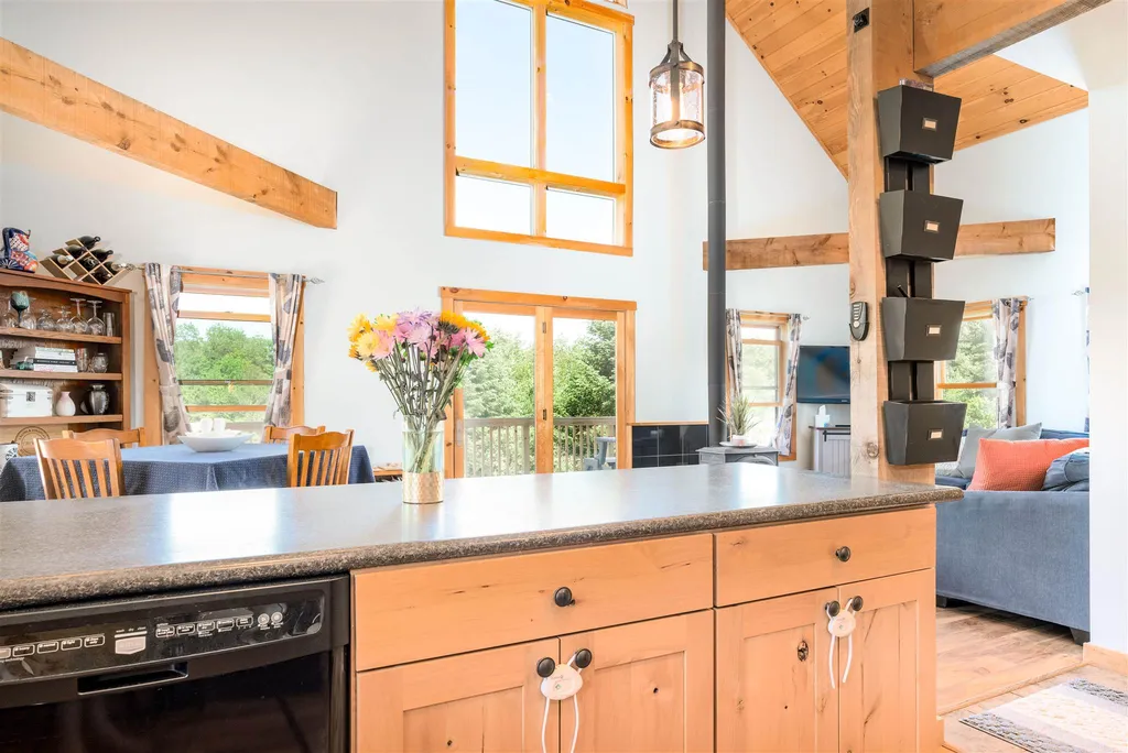 18 Merrill Farm Road Hyde Park VT 05655