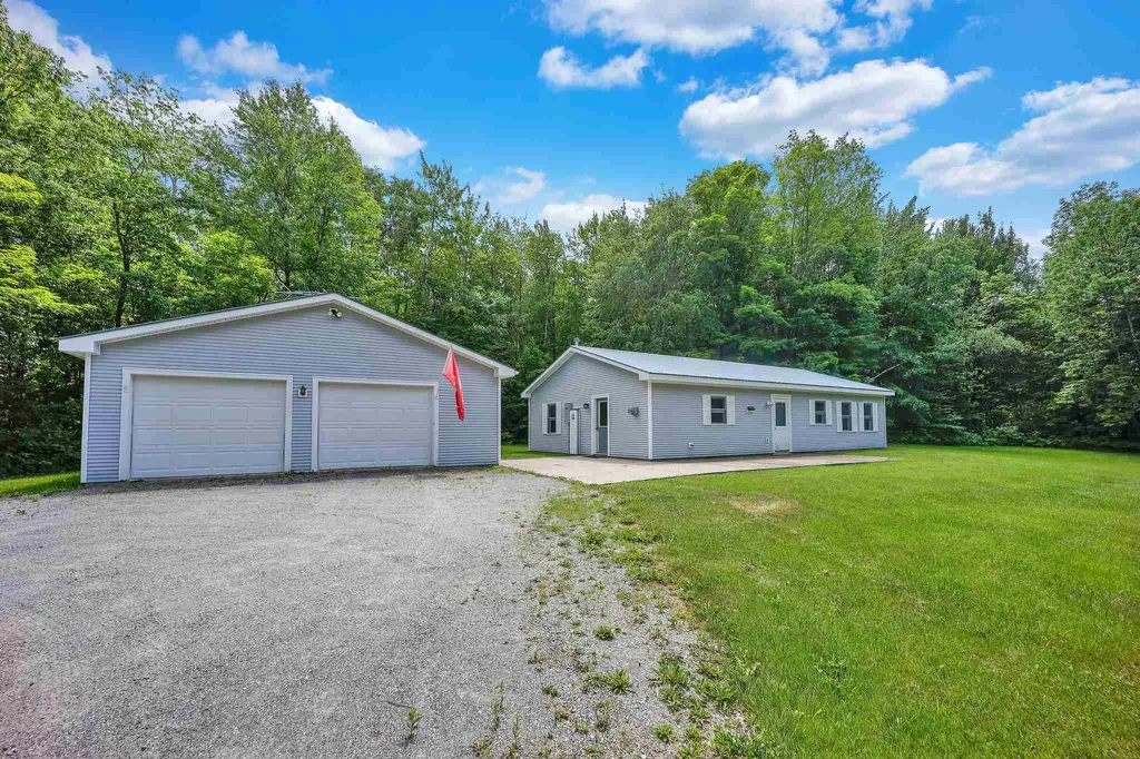 136 Piette Road Hinesburg VT 05461