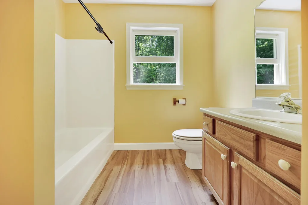 136 Piette Road Hinesburg VT 05461