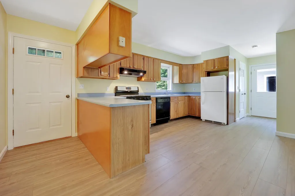 136 Piette Road Hinesburg VT 05461