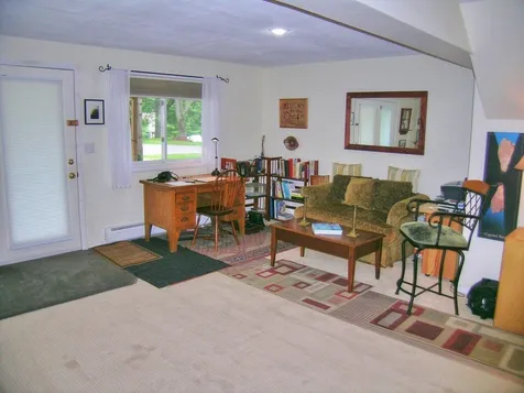 M15 Stonehedge Drive South Burlington VT 05403