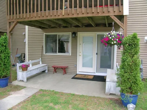 M15 Stonehedge Drive South Burlington VT 05403