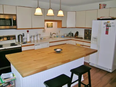 M15 Stonehedge Drive South Burlington VT 05403