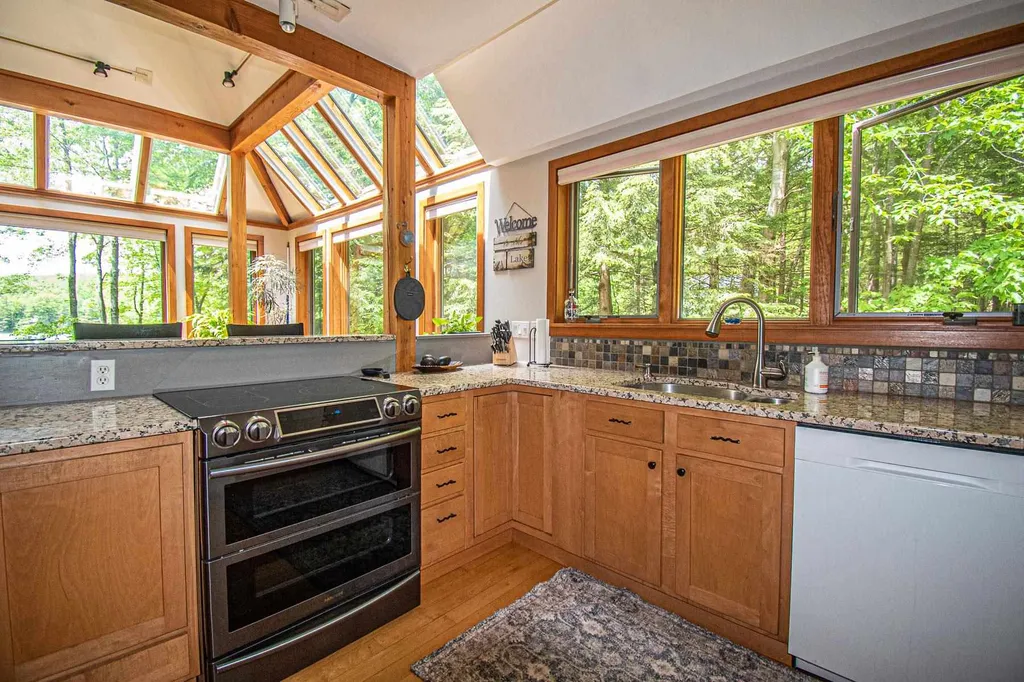 253 Long Pond Road Northwood NH 03261
