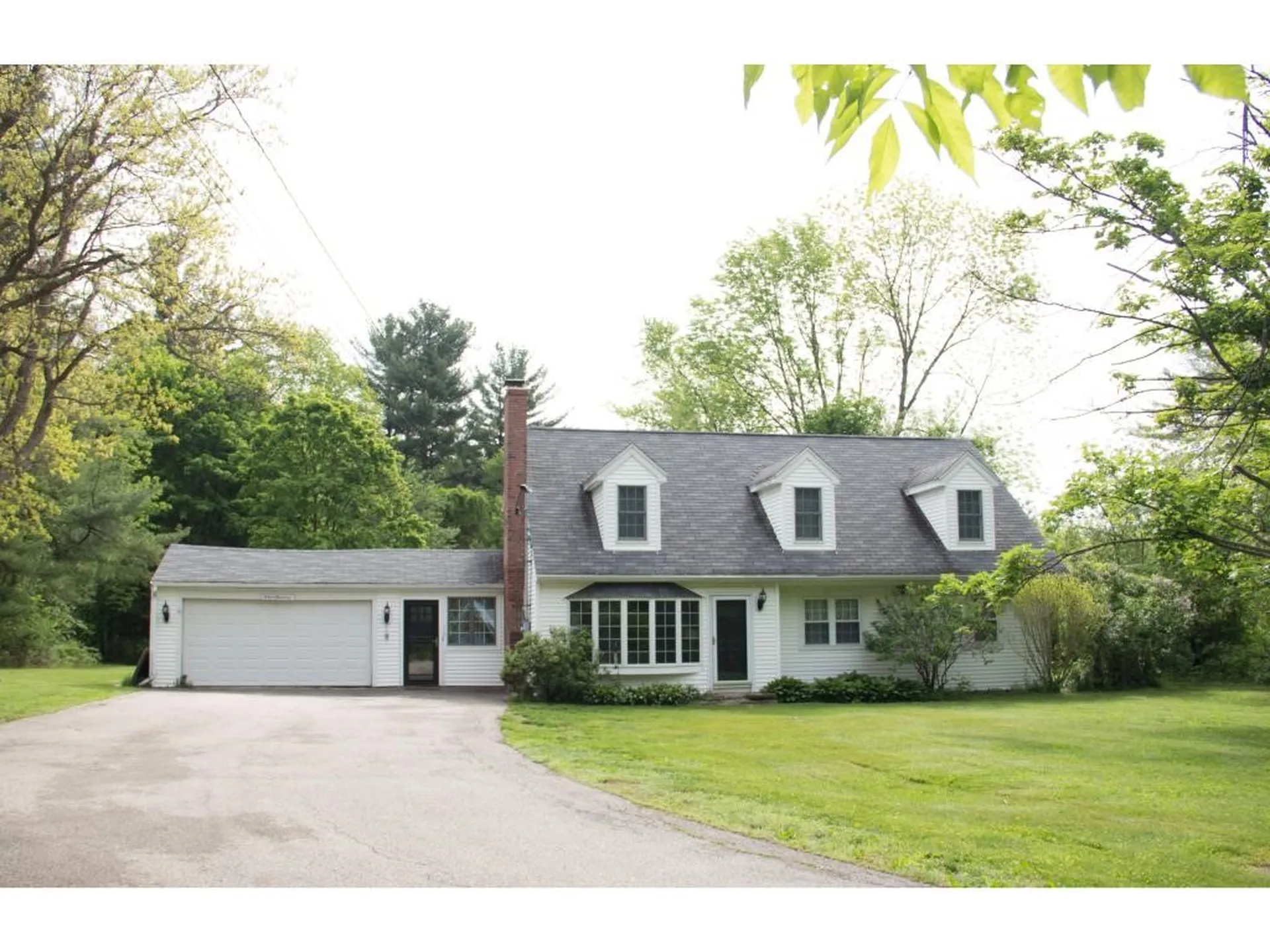 10 N Broadway Atkinson NH 03811
