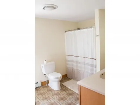 10 N Broadway Atkinson NH 03811