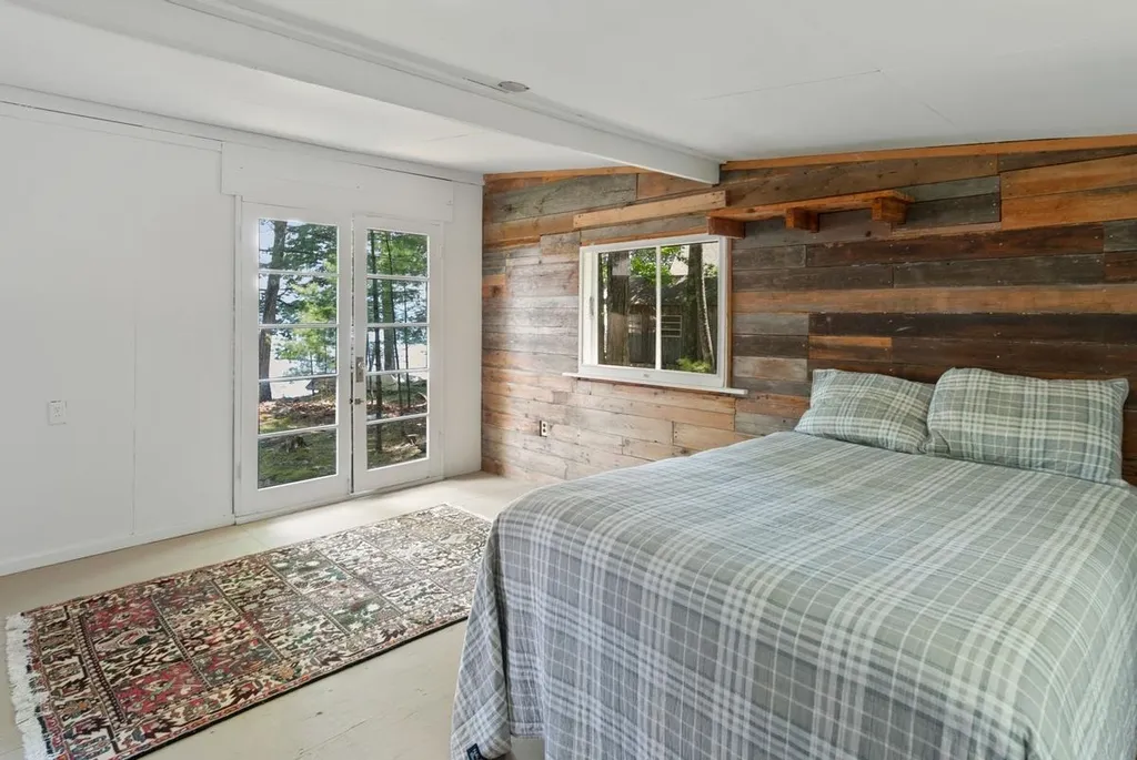 143 Bear Island Meredith NH 03253