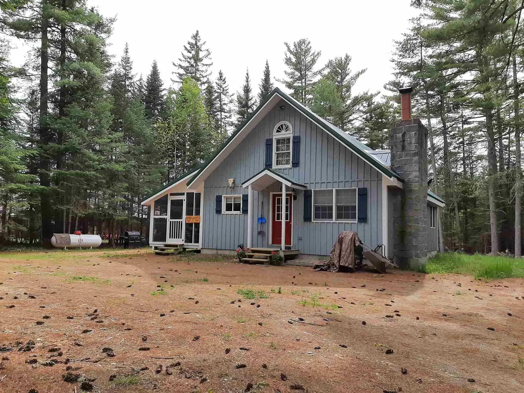 169 Merit Drive Errol NH 03579