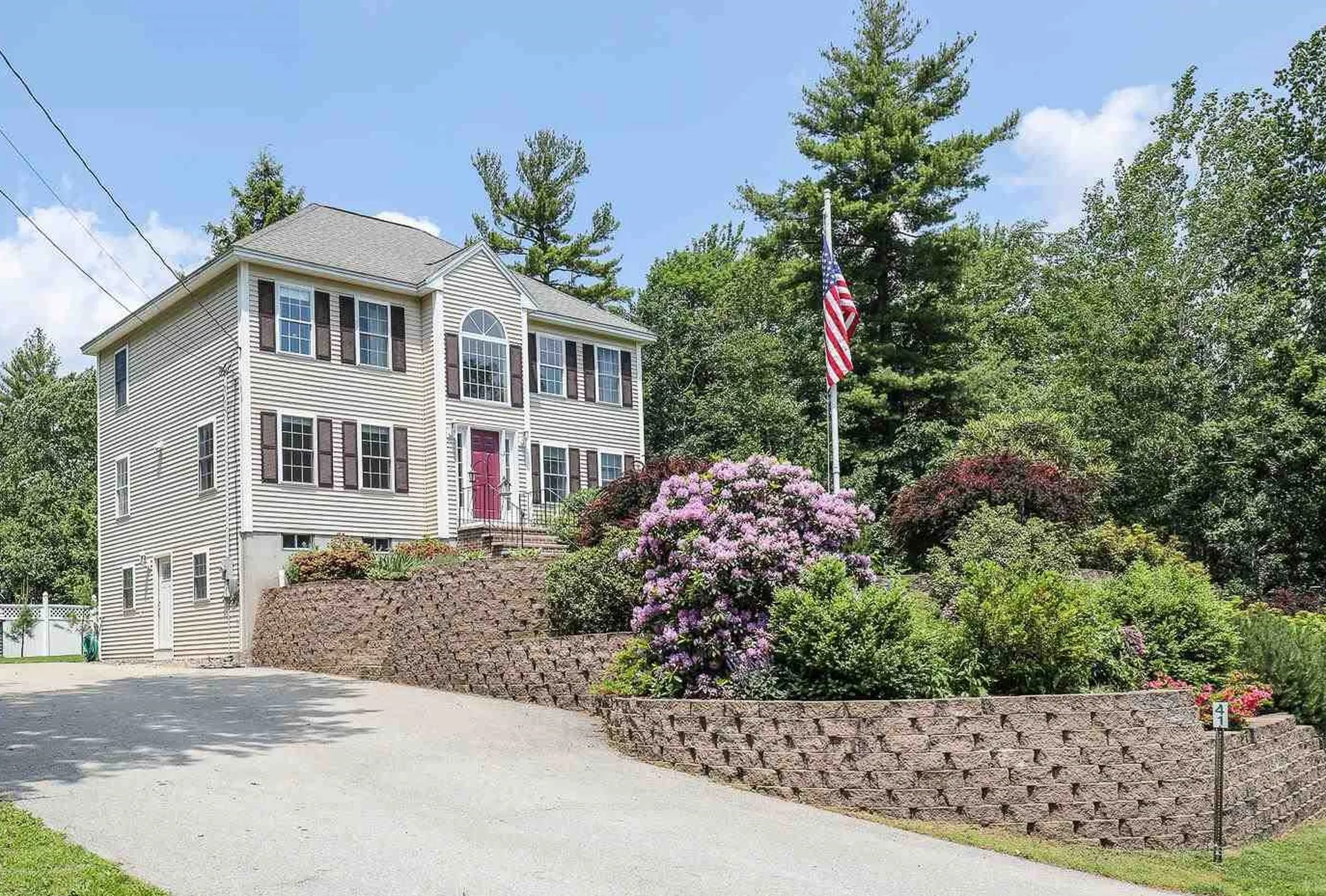 41 Lady Slipper Lane Chester NH 03036