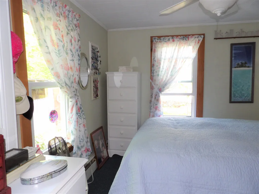17 Lake Avenue Franklin NH 03235