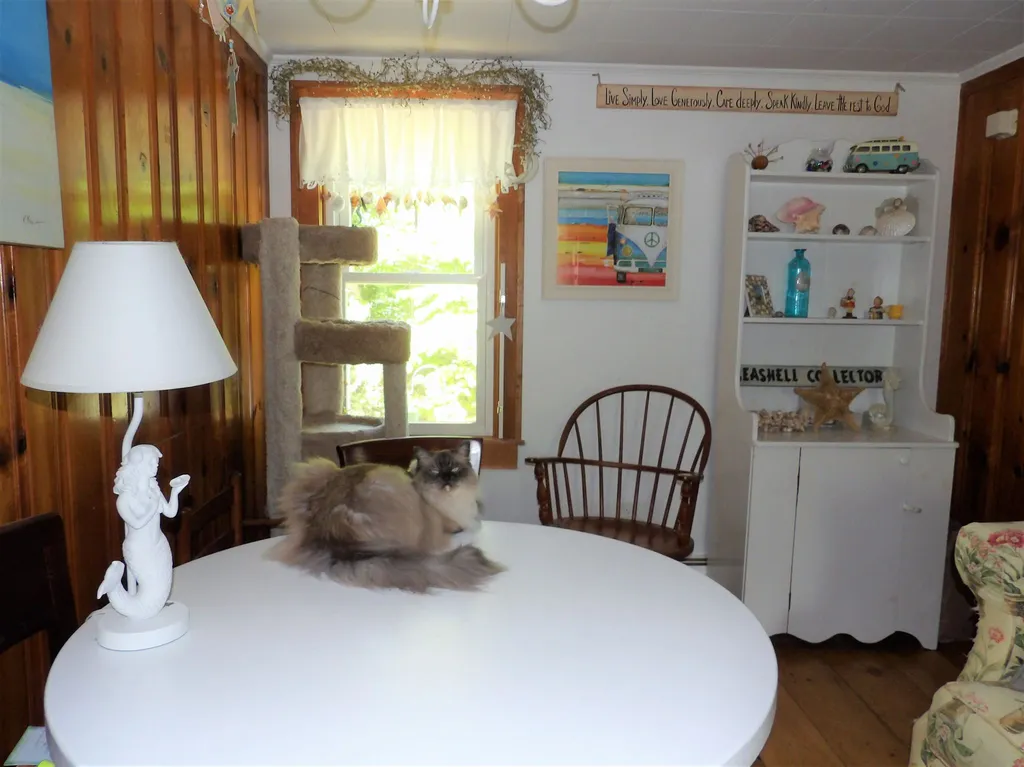17 Lake Avenue Franklin NH 03235