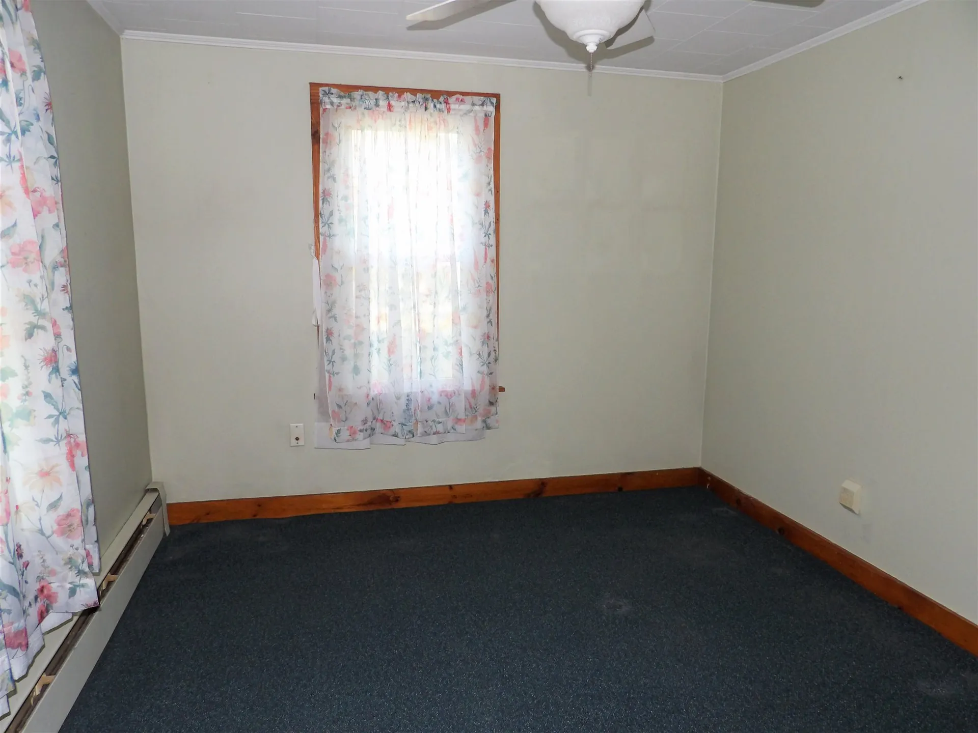 17 Lake Avenue Franklin NH 03235