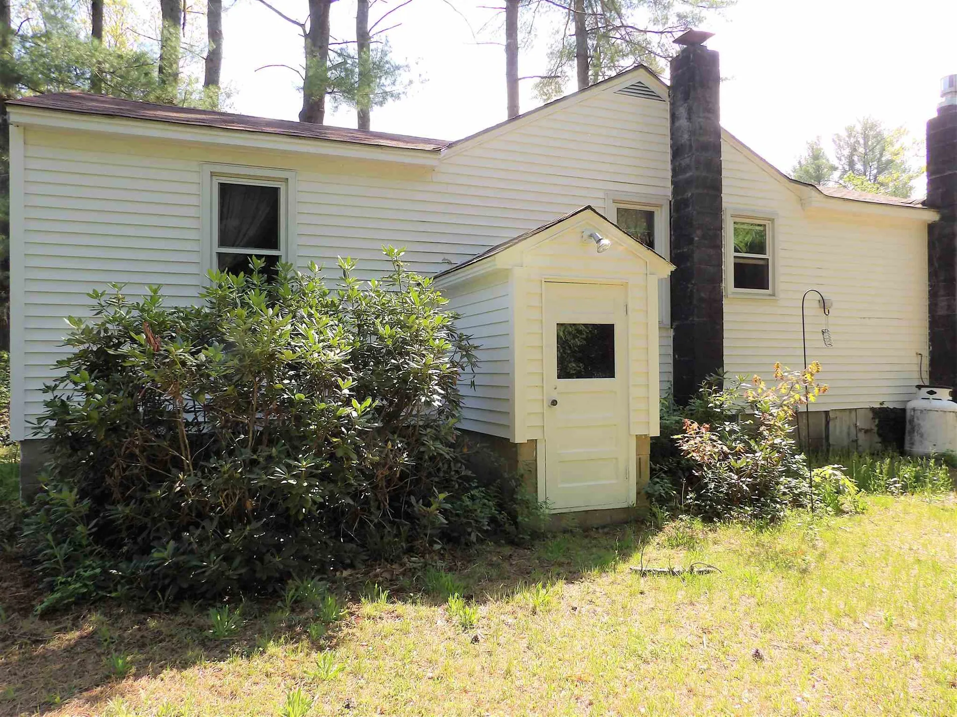 17 Lake Avenue Franklin NH 03235