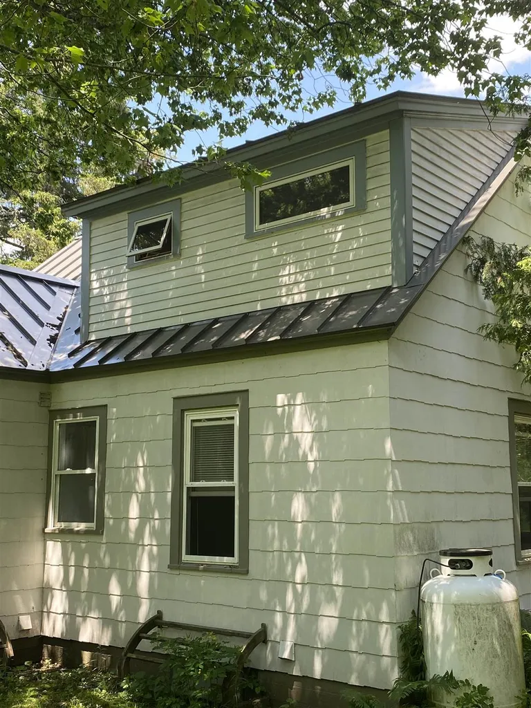 47 East Gilson Avenue Hartford VT 05059