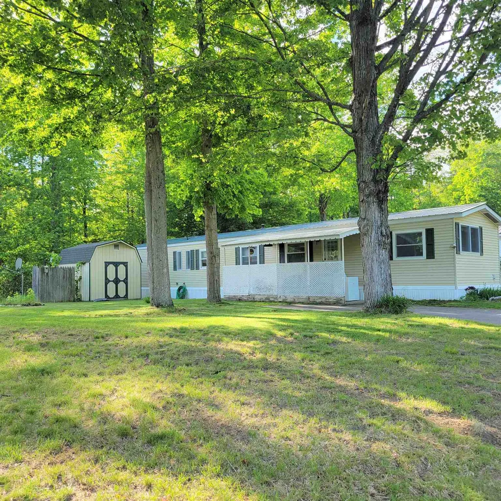 4 Eric Place Claremont NH 03743