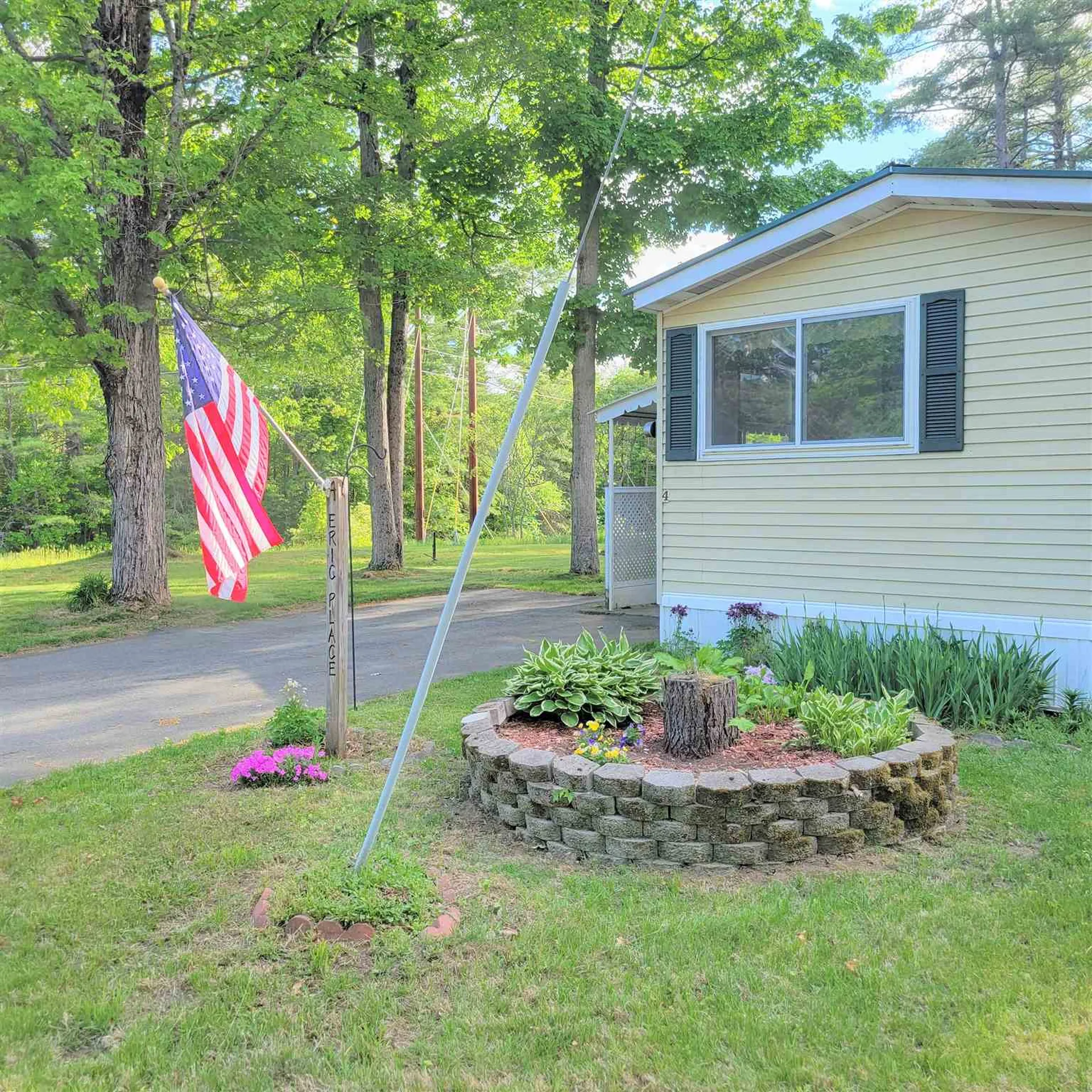 4 Eric Place Claremont NH 03743
