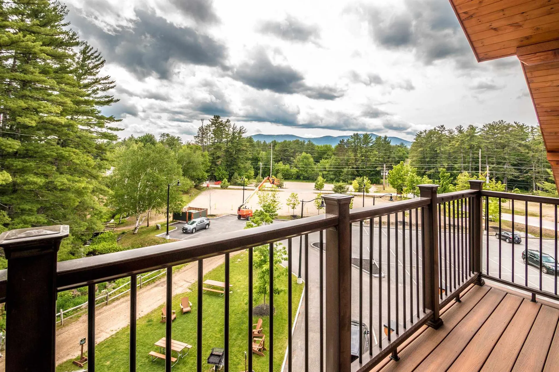 235 Skimobile Road Conway NH 03860