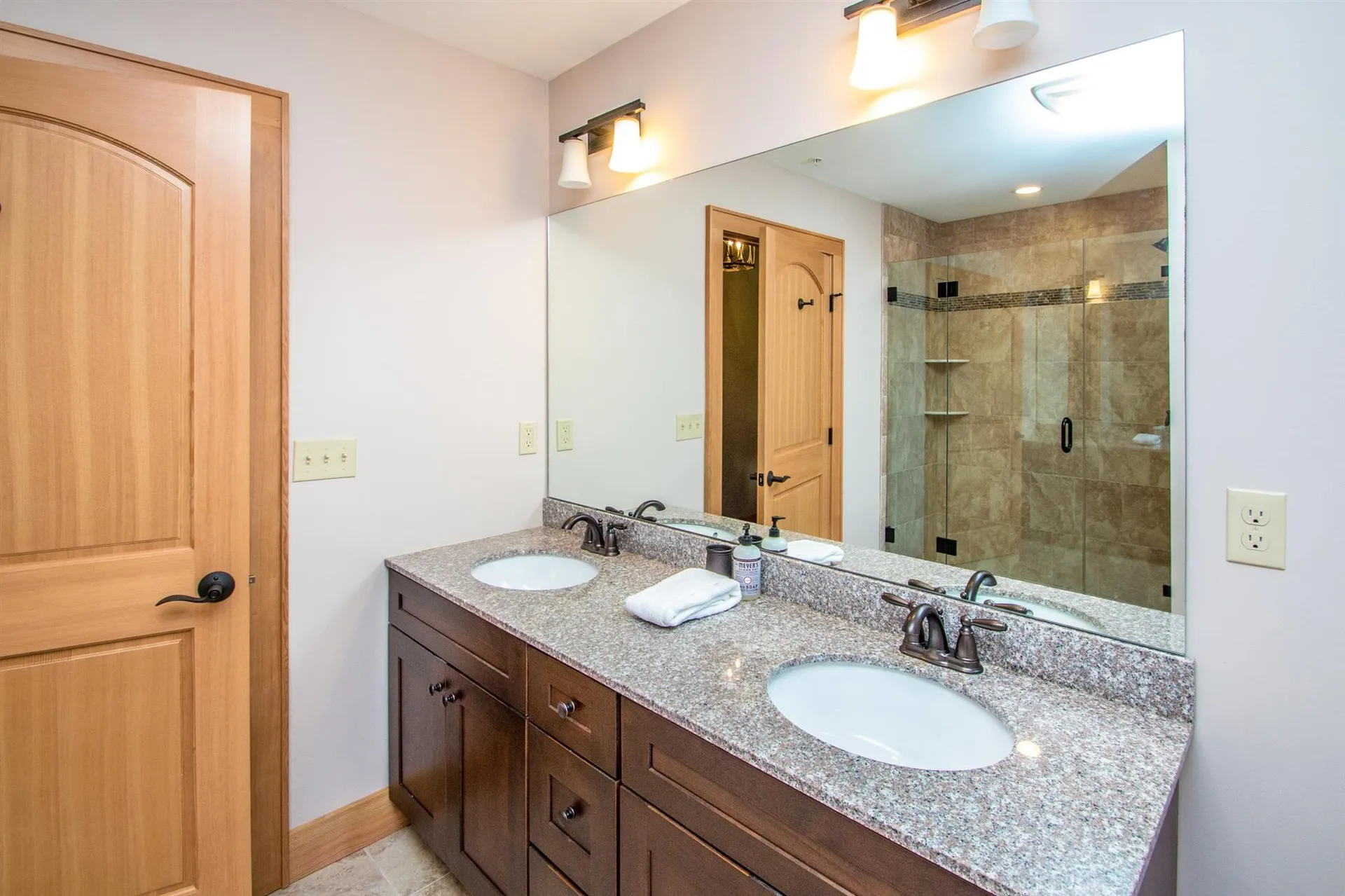 235 Skimobile Road Conway NH 03860