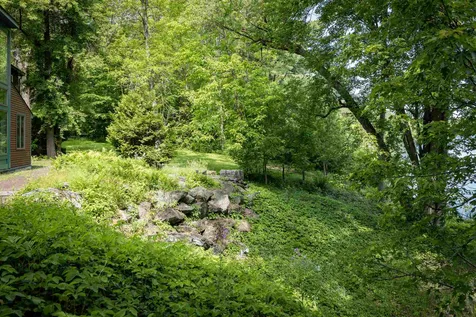 288 Weybridge Street Middlebury VT 05753