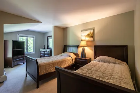 288 Weybridge Street Middlebury VT 05753