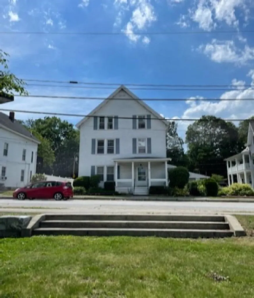 71 Dionne Drive Manchester NH 03102