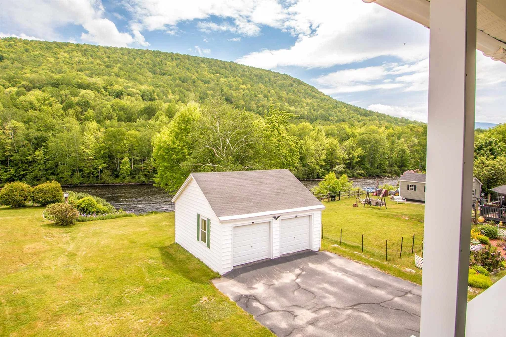 50 Cascade Flats Gorham NH 03581